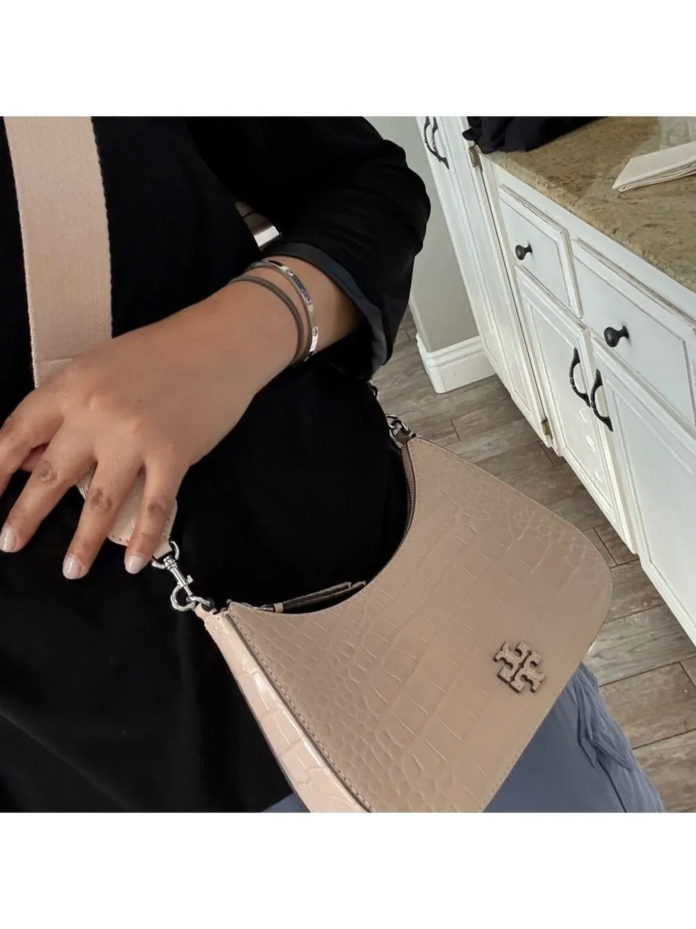 478$! Tory Burch - Thea Embossed Convertible Crossbody, Clay Pink